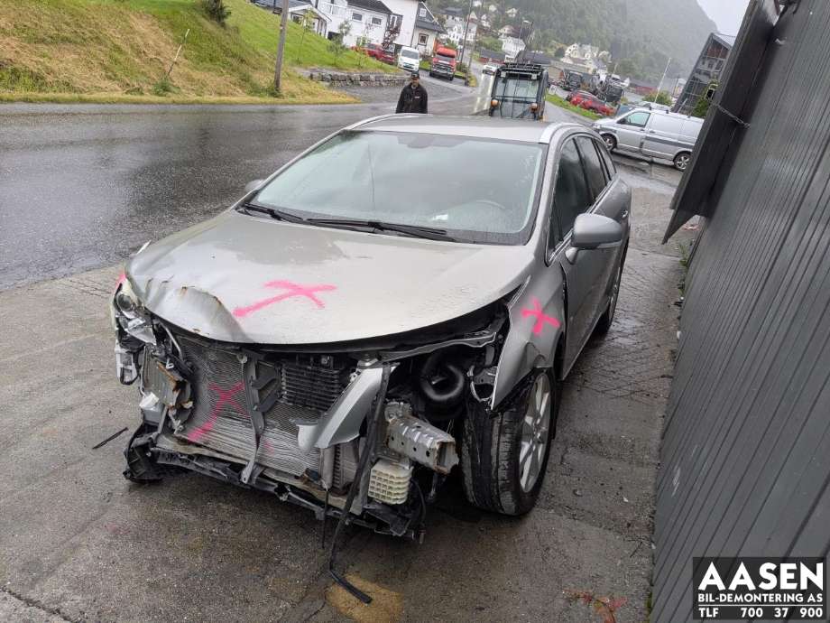 Toyota Avensis 2009-2015 (Type III, Fase 1) , Motorkode: 2AD-FHV, Girkassekode: 