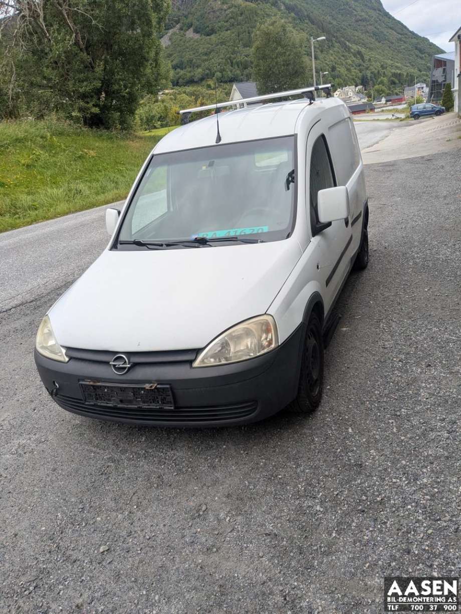 Opel Combo C 2002-2011 , Motorkode: Z13DTJ, Girkassekode: