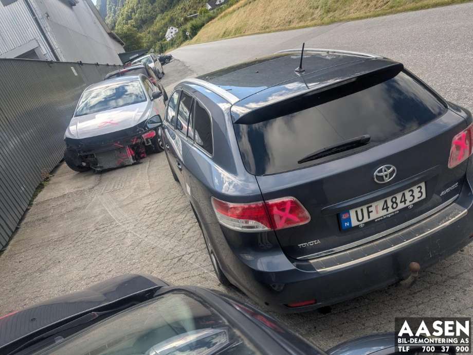 Toyota Avensis 2009-2015 (Type III, Fase 1) , Motorkode: 2AD-FTV, Girkassekode: 