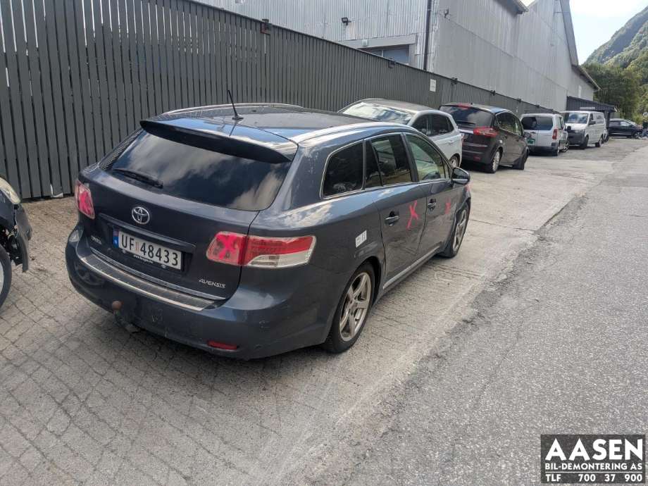 Toyota Avensis 2009-2015 (Type III, Fase 1) , Motorkode: 2AD-FTV, Girkassekode: 