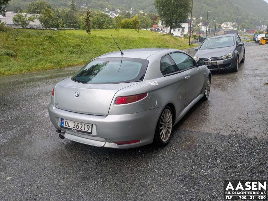 Alfa Romeo GT 2004-2010 , Motorkode: 937A1000, Girkassekode: