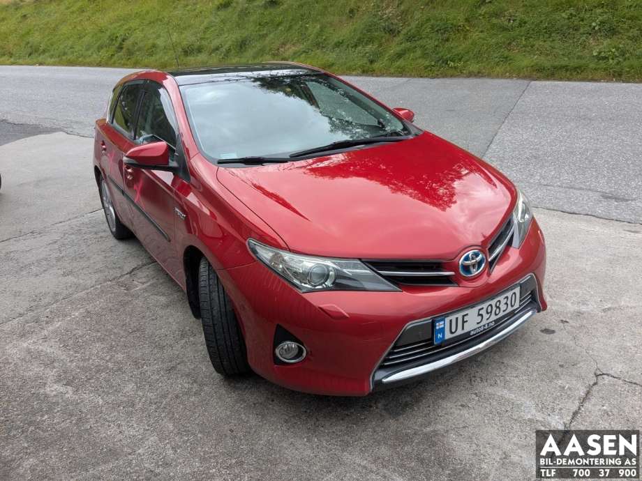 Toyota Auris 2013-2015 (Type II, Fase 1) , Motorkode: 2ZR-FXE, Girkassekode: