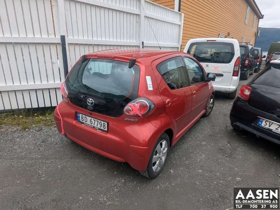 Toyota Aygo 2005-2014 (Type I) delebil , Motorkode: 1KR-FE, Girkassekode: