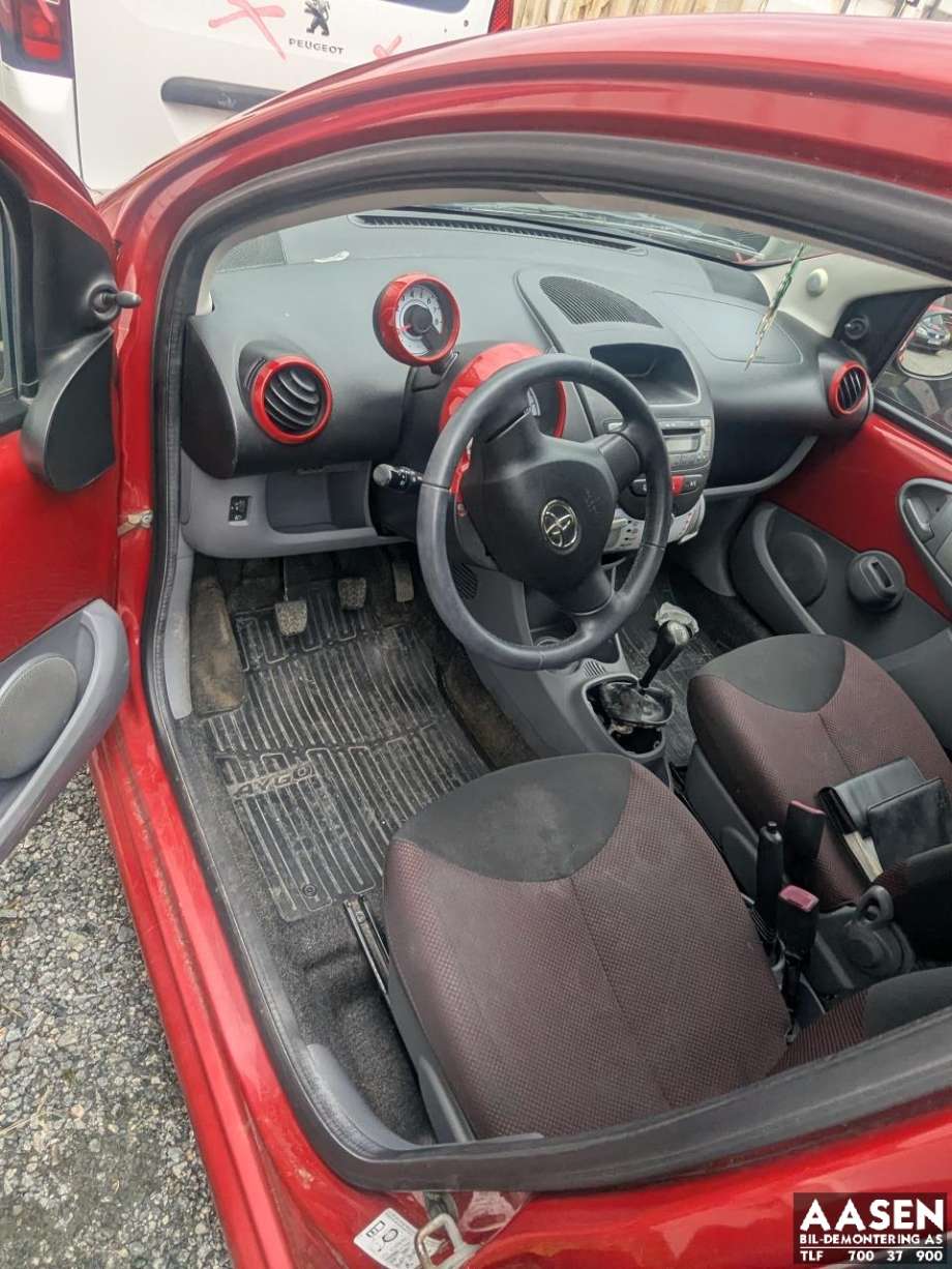 Toyota Aygo 2005-2014 (Type I) delebil , Motorkode: 1KR-FE, Girkassekode: