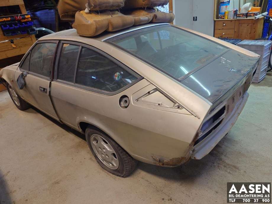 Alfa Romeo GTV 1980-1987 , Motorkode: , Girkassekode: