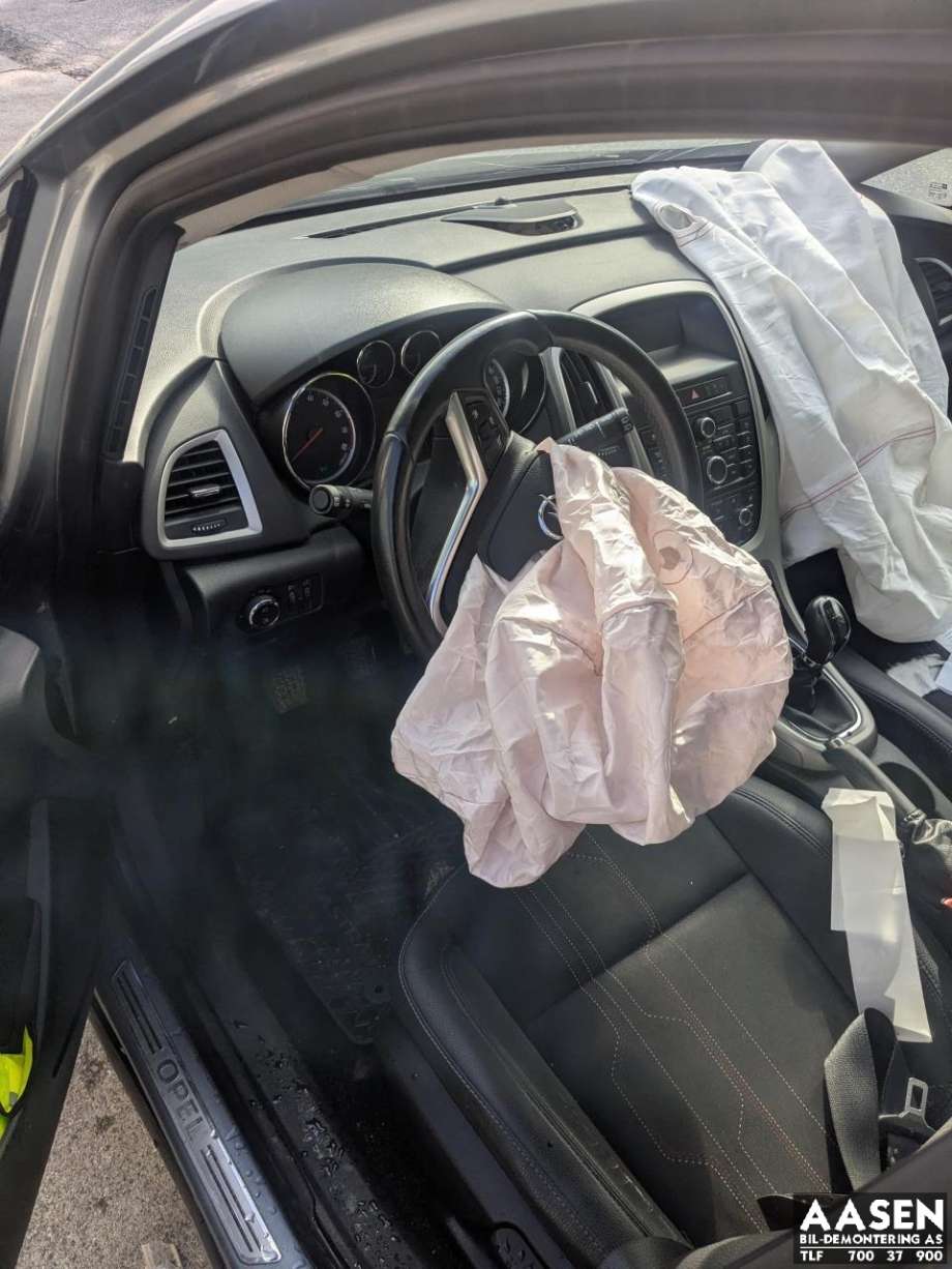 Opel Astra J 2010-2015 , Motorkode: A14NET, Girkassekode: 