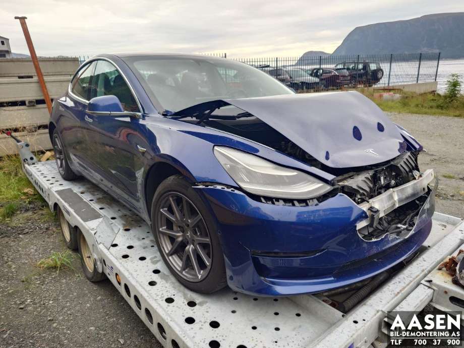 Tesla Model 3 2018-2023 (Fase 1) , Motorkode: 3D3|3D5, Girkassekode: 