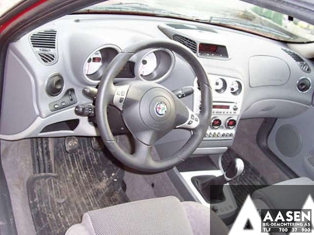 Alfa Romeo 156 2004-2006 , Motorkode: AR32205, Girkassekode: 
