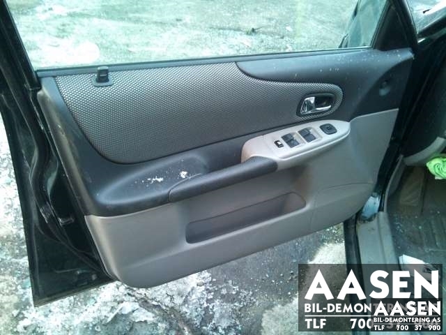 Mazda 323 2001-2003 (Fase 2) , Motorkode: , Girkassekode: