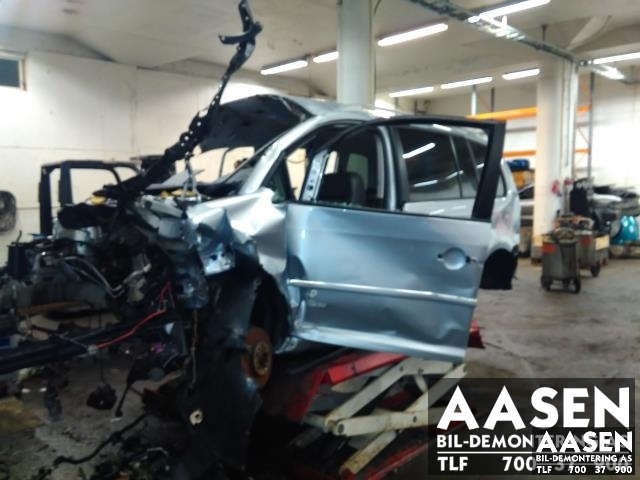 VW Touran 2007-2010 (Type I, Fase 2) , Motorkode: BLS, Girkassekode: JYK