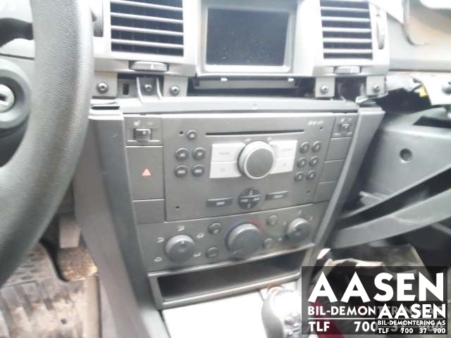 Opel Signum 2003-2006 , Motorkode: Z19DT, Girkassekode: 