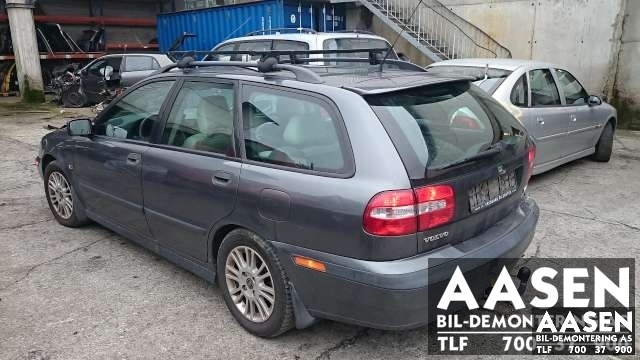 Volvo V40 / S40 2000-2004 (Type I, Fase 2) , Motorkode: , Girkassekode: