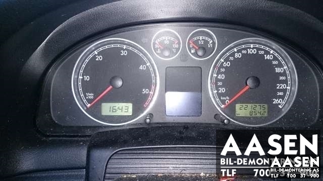 VW Passat 2001-2005 (B5,3BG) (B5,3BG), Motorkode: AVB, Girkassekode: EEN