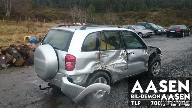 Toyota RAV4 2000-2006 (Type II) , Motorkode: , Girkassekode: 