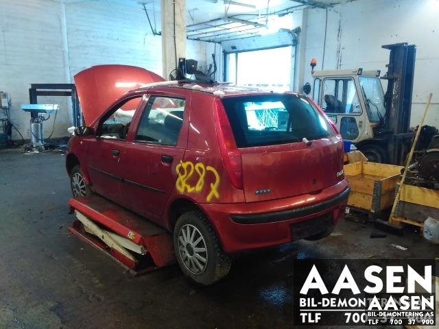 Fiat Punto 2000-2003 (Type II, Fase 1) , Motorkode: 188A5000, Girkassekode: