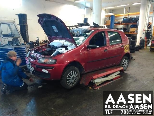 Fiat Punto 2000-2003 (Type II, Fase 1) , Motorkode: 188A5000, Girkassekode: