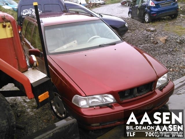Volvo V70 (S70/XC70) 1997-2000 (Type I) , Motorkode: B5244S2, Girkassekode: 