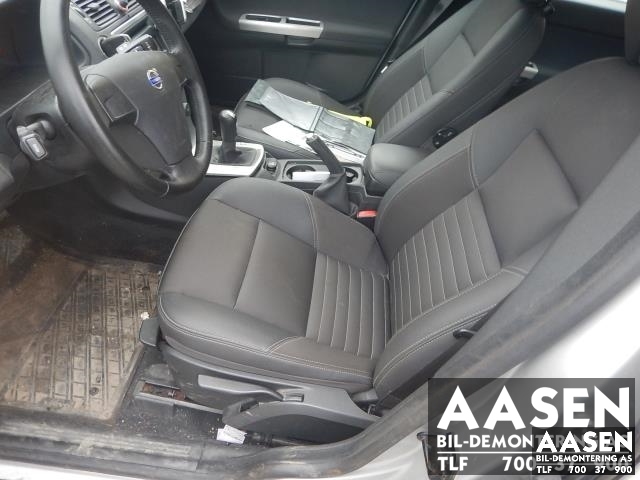 Volvo V50 2004-2007 (Fase 1) , Motorkode: D4164T, Girkassekode: 30759773