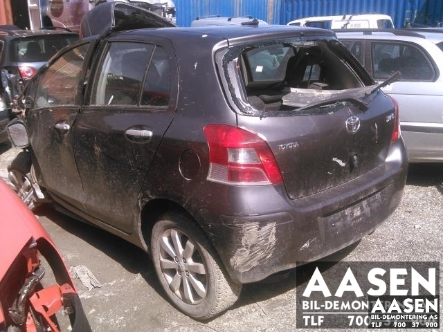 Toyota Yaris 2009-2011 (Type II, Fase 2) , Motorkode: 1NR-FE, Girkassekode: 