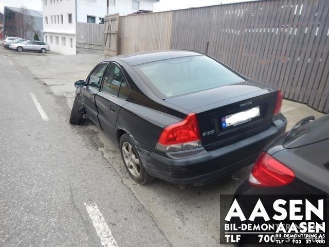 Volvo S60 2000-2004 (Type I, Fase 1) , Motorkode: D5244T, Girkassekode: 
