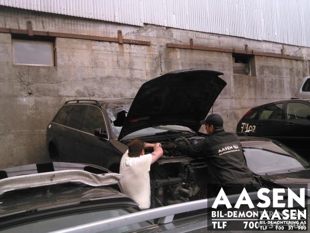 Audi A6 1997-2001 (Type II, Fase 1) (C5) (C5), Motorkode: AFB, Girkassekode: DEW
