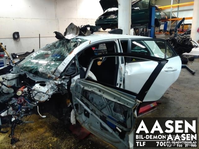 Toyota Auris 2010-2012 (Type I, Fase 2) , Motorkode: 2ZR-FXE, Girkassekode: 