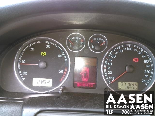VW Passat 2001-2005 (B5,3BG) (B5,3BG), Motorkode: AVF, Girkassekode: EYF