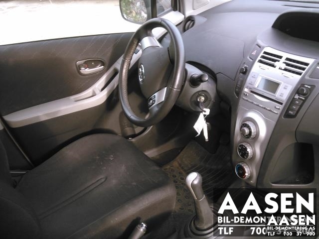 Toyota Yaris 2006-2009 (Type II, Fase 1) , Motorkode: 2SZ-FE, Girkassekode: 30300-52420   C551