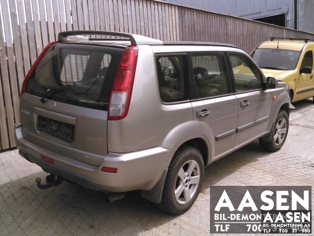 Nissan X-Trail 2002-2007 (T30) (T30), Motorkode: QR20DE, Girkassekode: 320108H500