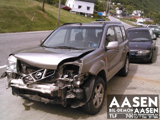 Nissan X-Trail 2002-2007 (T30) (T30), Motorkode: QR20DE, Girkassekode: 320108H500