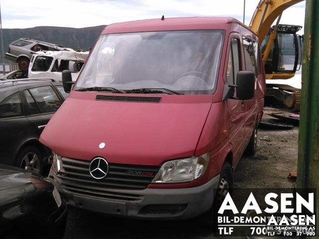 Mercedes Sprinter 1995-2006 (903) (903), Motorkode: OM611.987, Girkassekode: 71160500