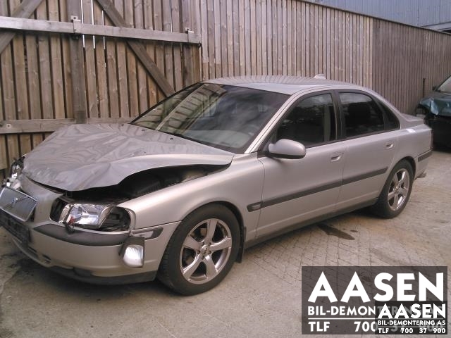 Volvo S80 1998-2006 (Type I) , Motorkode: D5252T, Girkassekode: AW50-42