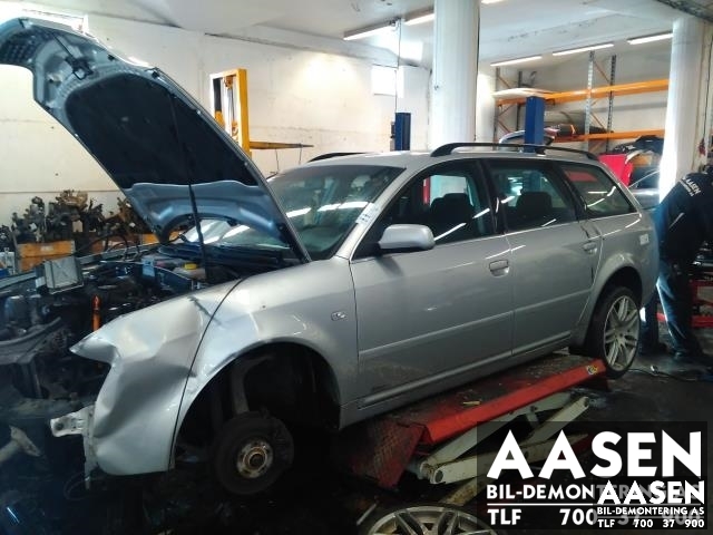 Audi A6 2001-2004 (Type II, Fase 2) (C5) (C5), Motorkode: AVF, Girkassekode: FRK
