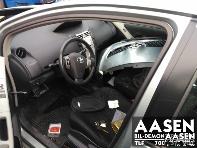 Toyota Yaris 2006-2009 (Type II, Fase 1) , Motorkode: 2SZ-FE, Girkassekode: 30300-52420