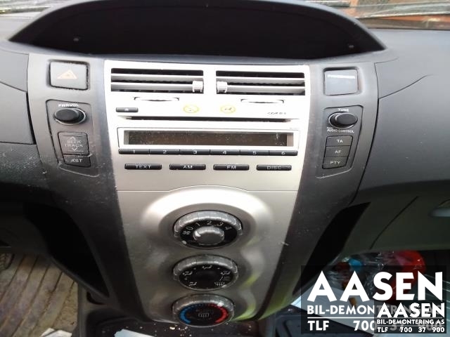 Toyota Yaris 2006-2009 (Type II, Fase 1) , Motorkode: 1KR-FE, Girkassekode: 