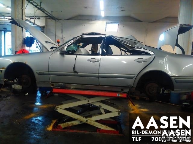 Mercedes E-Klasse 1995-2000 (Fase 1) (W210) (W210), Motorkode: OM611.961, Girkassekode: 
