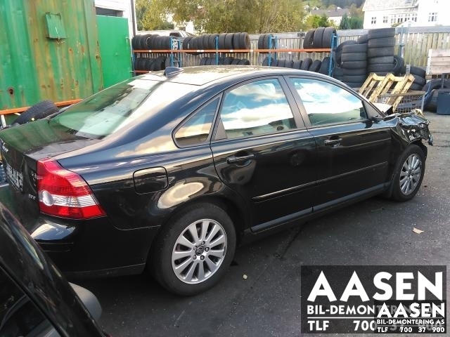 Volvo S40 2004-2007 (Type II, Fase 1) , Motorkode: D4204T, Girkassekode: MMT6