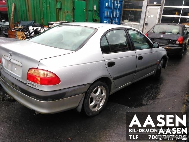 Toyota Avensis 2000-2003 (Type I, Fase 2) , Motorkode: 3ZZ-FE, Girkassekode: 30300-2D030