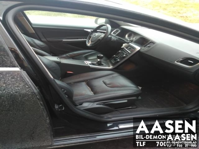 Volvo V60 2010-2013 (Type I, Fase 1) , Motorkode: D4162T, Girkassekode: 1285027