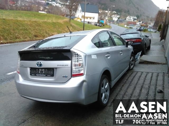 Toyota Prius 2009-2016 (Type III) (COMBI) (COMBI), Motorkode: 2ZR-FXE, Girkassekode: 