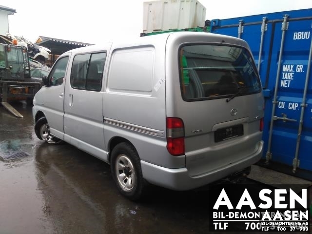 Toyota Hiace 2007-2012 (Fase 3) , Motorkode: 2KD-FTV, Girkassekode: 33030-26A60