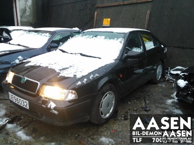 Škoda Octavia 1997-2000 (Type I, Fase 1) , Motorkode: AKL, Girkassekode: DUU