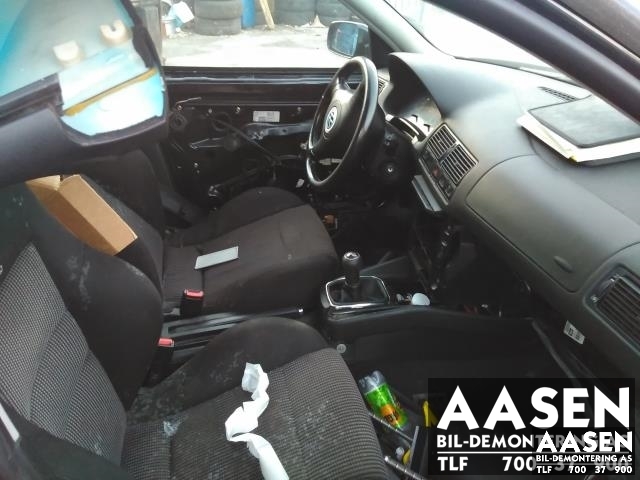 VW Golf IV 1998-2003 , Motorkode: AGU, Girkassekode: ECW