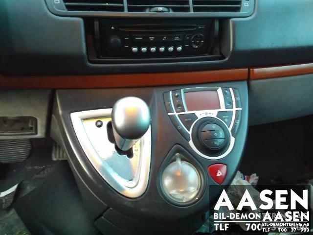 Citroën C8 2003-2008 , Motorkode: RHM, Girkassekode: 