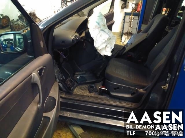 Mercedes Vaneo 2002-2005 (W414) (W414), Motorkode: M166.961, Girkassekode: 