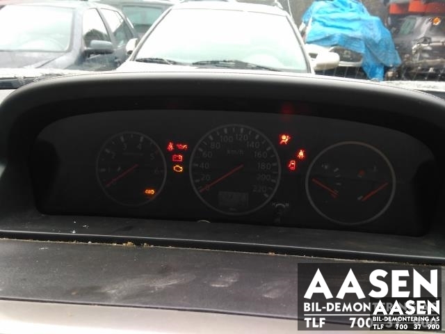 Nissan X-Trail 2002-2007 (T30) (T30), Motorkode: YD22DDTI  10102EQ4A0, Girkassekode: 32010EQ068