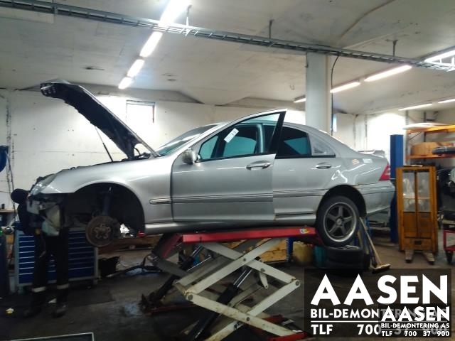 Mercedes C-Klasse 2000-2004 (Fase 1) (W203) (W203), Motorkode: M111.955, Girkassekode: 