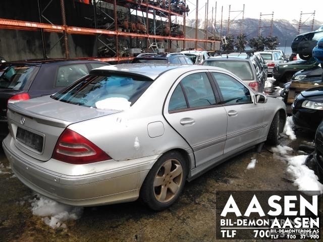 Mercedes C-Klasse 2000-2004 (Fase 1) (W203) (W203), Motorkode: OM611.962, Girkassekode: 722699 02
