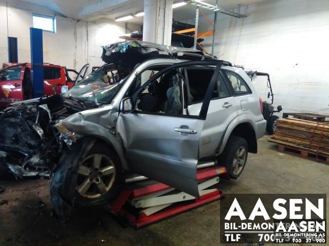 Toyota RAV4 2000-2006 (Type II) , Motorkode: 1CD-FTV, Girkassekode: 