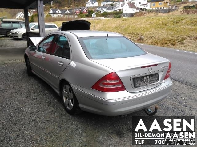 Mercedes C-Klasse 2000-2004 (Fase 1) (W203) (W203), Motorkode: M271.946, Girkassekode: 722695 04